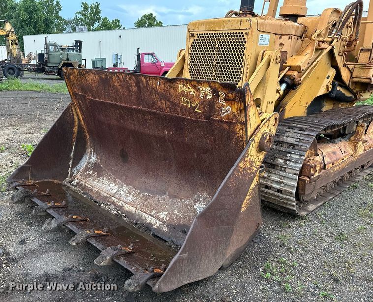 image for item DS2142 1990 Komatsu D57S-1 track loader