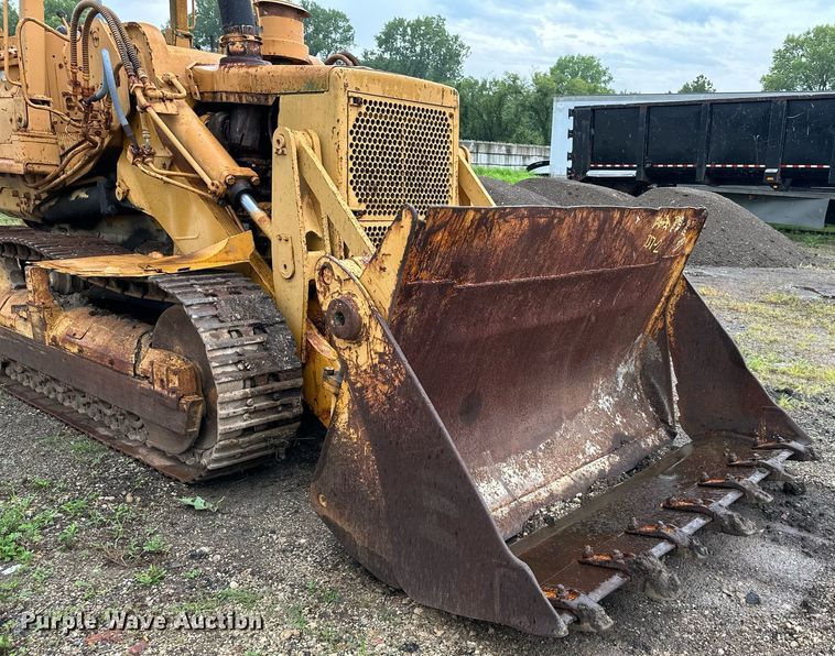 image for item DS2142 1990 Komatsu D57S-1 track loader