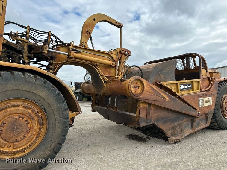 image for item DS2158 1984 Caterpillar 627B  conventional scraper