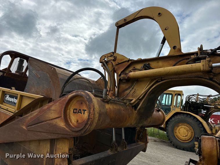 image for item DS2158 1984 Caterpillar 627B  conventional scraper