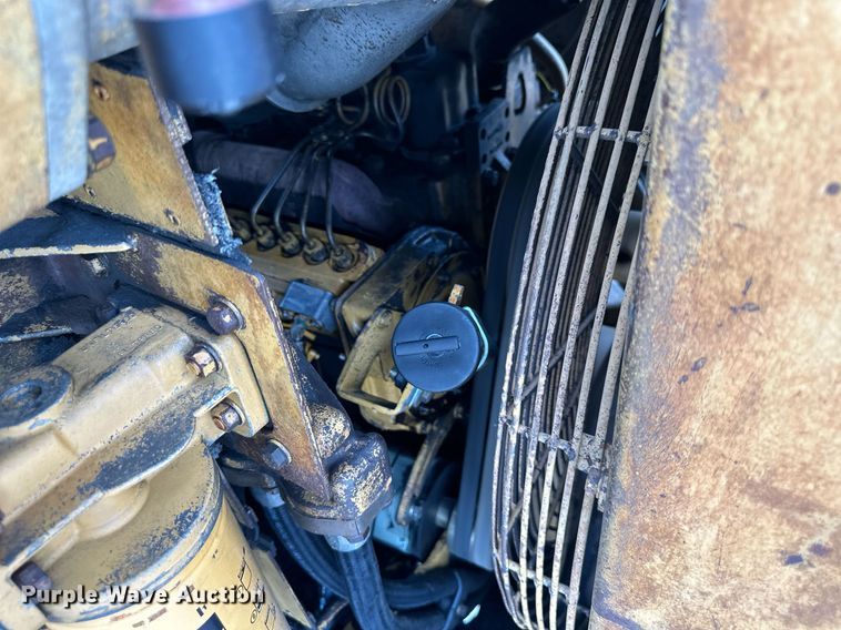 image for item DS2158 1984 Caterpillar 627B  conventional scraper