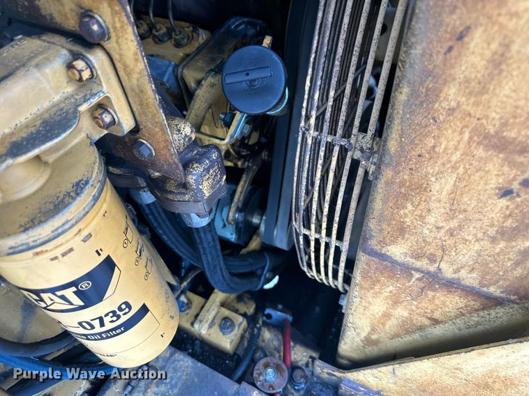 image for item DS2158 1984 Caterpillar 627B  conventional scraper