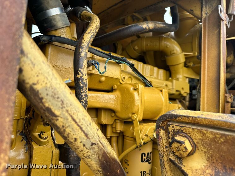 image for item DS2158 1984 Caterpillar 627B  conventional scraper