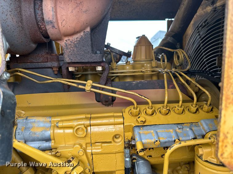 image for item DS2158 1984 Caterpillar 627B  conventional scraper