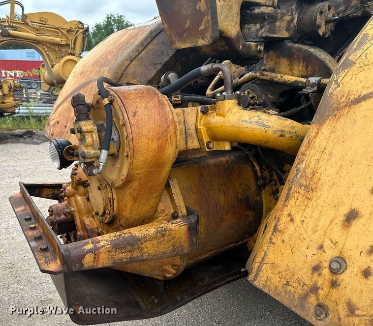 image for item DS2158 1984 Caterpillar 627B  conventional scraper
