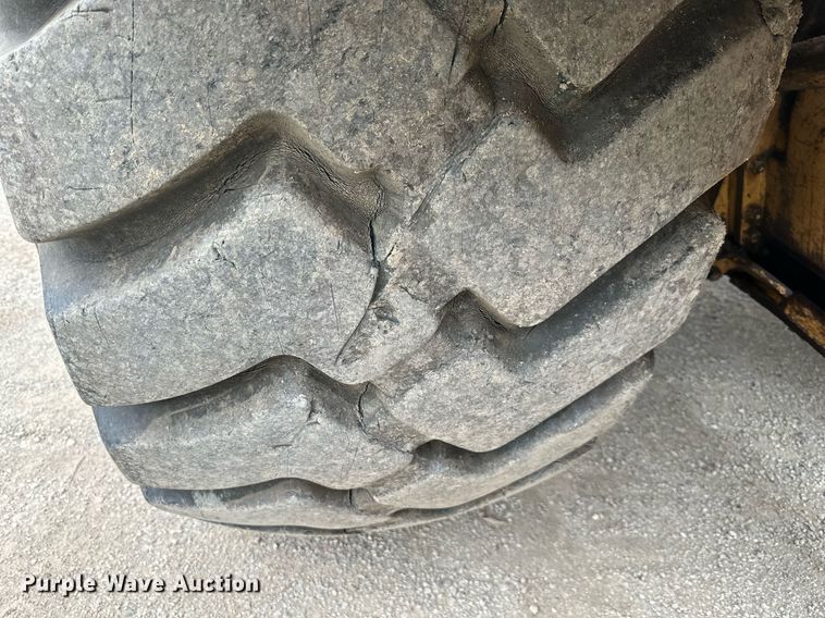 image for item DS2158 1984 Caterpillar 627B  conventional scraper