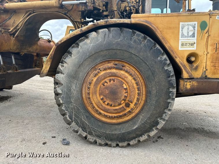 image for item DS2158 1984 Caterpillar 627B  conventional scraper