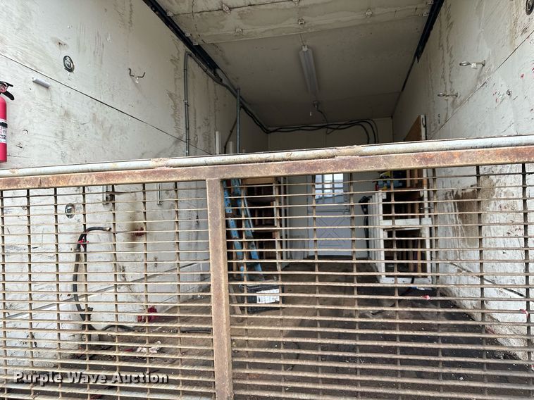 image for item DS2159 1996 Wabash SA95MCW  dry van office trailer