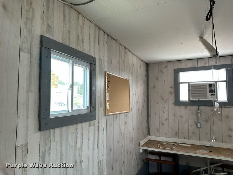 image for item DS2159 1996 Wabash SA95MCW  dry van office trailer