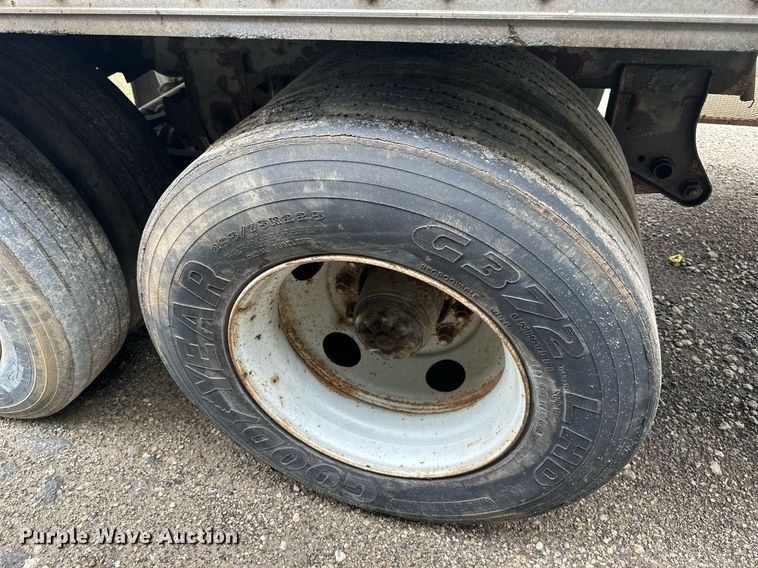 image for item DS2159 1996 Wabash SA95MCW  dry van office trailer