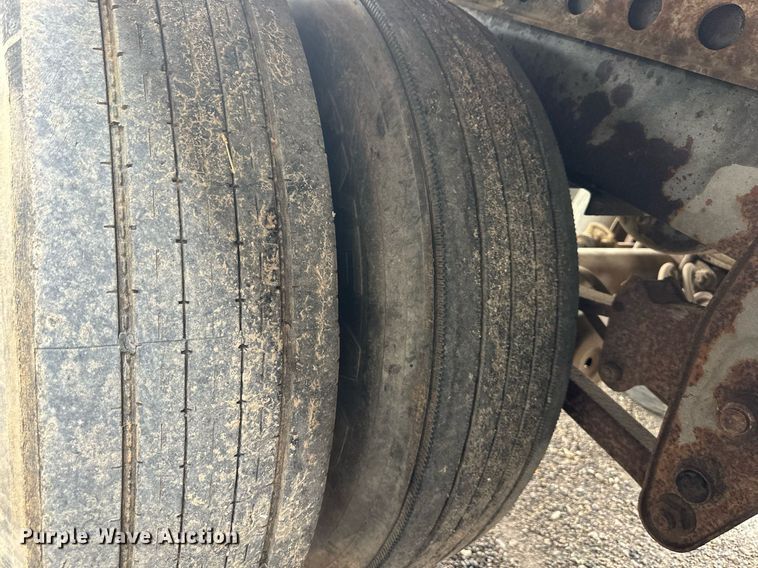 image for item DS2159 1996 Wabash SA95MCW  dry van office trailer