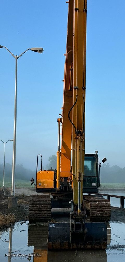 image for item DS2169 2008 Hyundai Robex 290LC-7A  long reach excavator