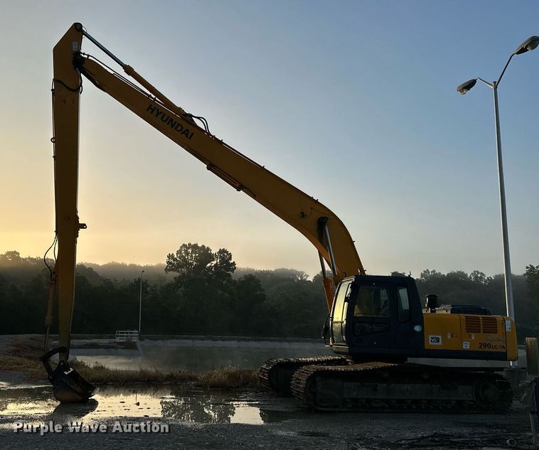 image for item DS2169 2008 Hyundai Robex 290LC-7A  long reach excavator