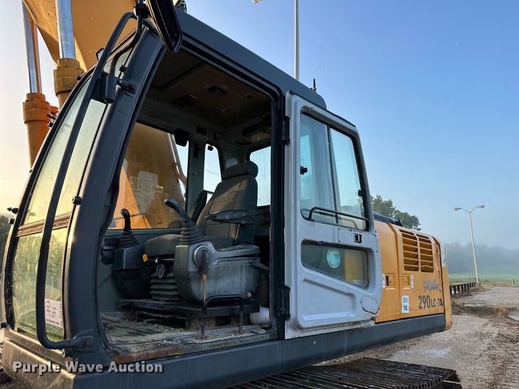 image for item DS2169 2008 Hyundai Robex 290LC-7A  long reach excavator