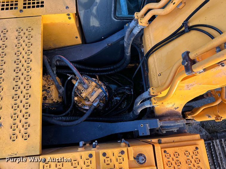 image for item DS2169 2008 Hyundai Robex 290LC-7A  long reach excavator