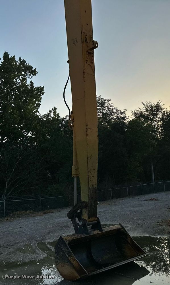 image for item DS2169 2008 Hyundai Robex 290LC-7A  long reach excavator