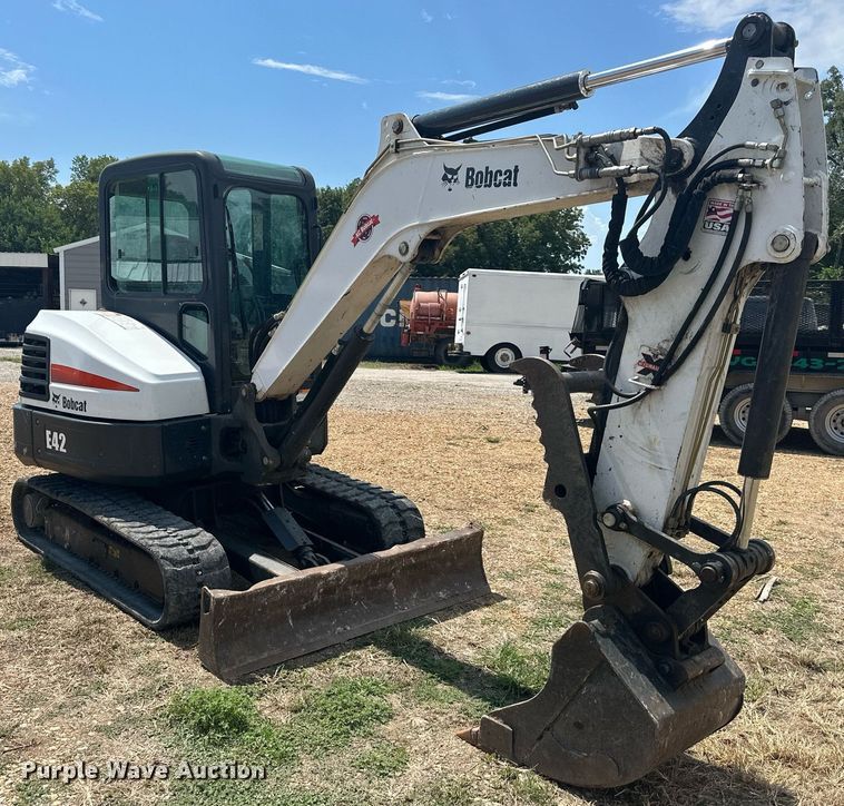 image for item DS2187 2016 Bobcat E42  mini excavator
