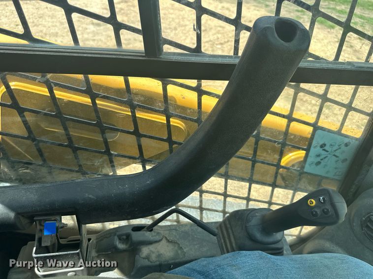 image for item DS2188 2020 Caterpillar 259D3  tracked skid steer loader