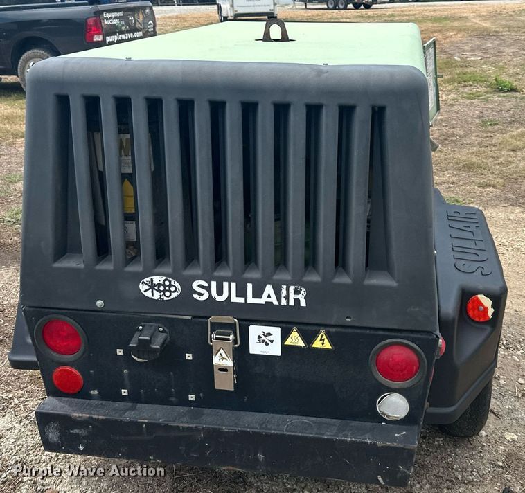 image for item DS2190 Sullair 185  air compressor