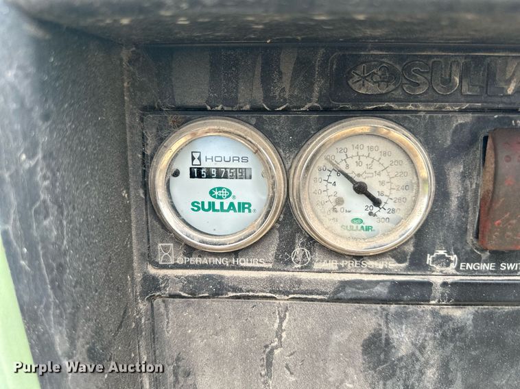 image for item DS2190 Sullair 185  air compressor