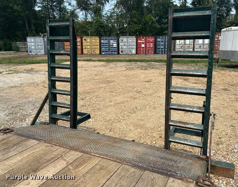 image for item DS2193 2016 Eagle  equipment trailer