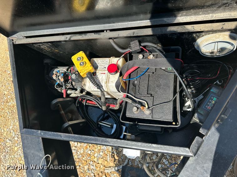 image for item DS2194 2018 Lamar  dump trailer