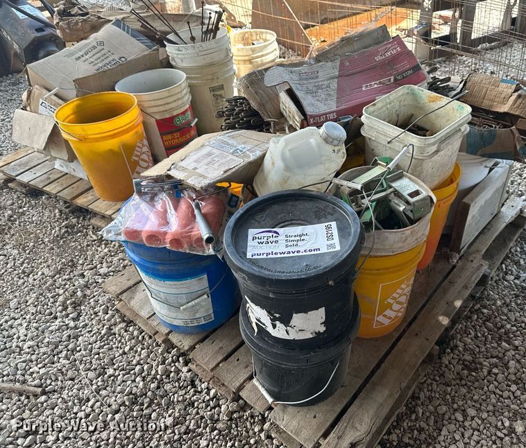 image for item DS2195 (24) 5'L x 2'H concrete forms