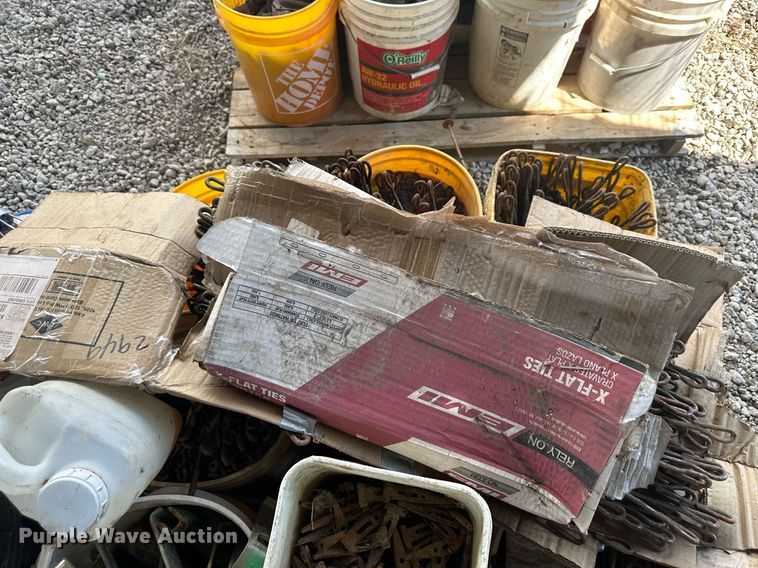 image for item DS2195 (24) 5'L x 2'H concrete forms