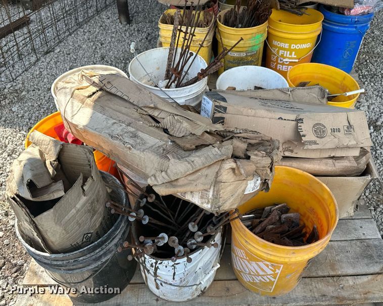 image for item DS2195 (24) 5'L x 2'H concrete forms