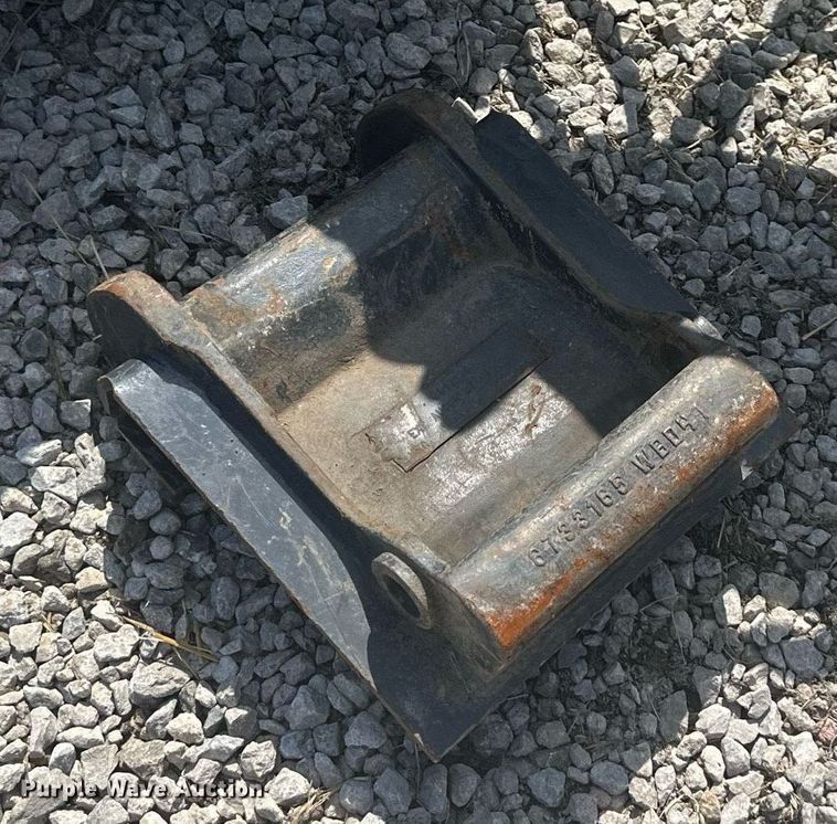 image for item DS2197 Bobcat  skid steer auger