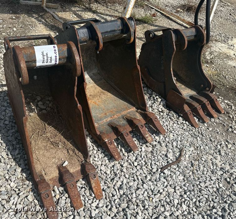 image for item DS2204 (3) Bobcat excavator buckets