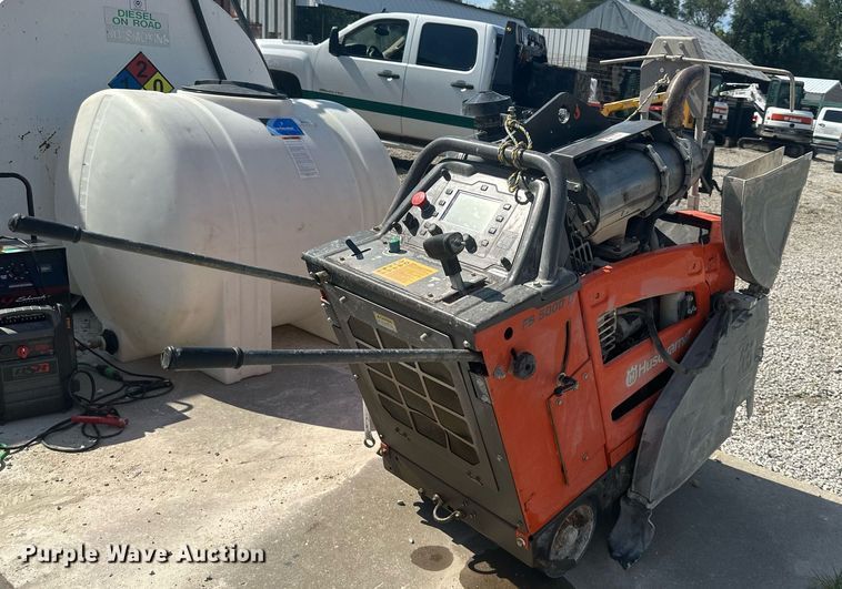 image for item DS2210 Husqvarna FS5000D  concrete saw