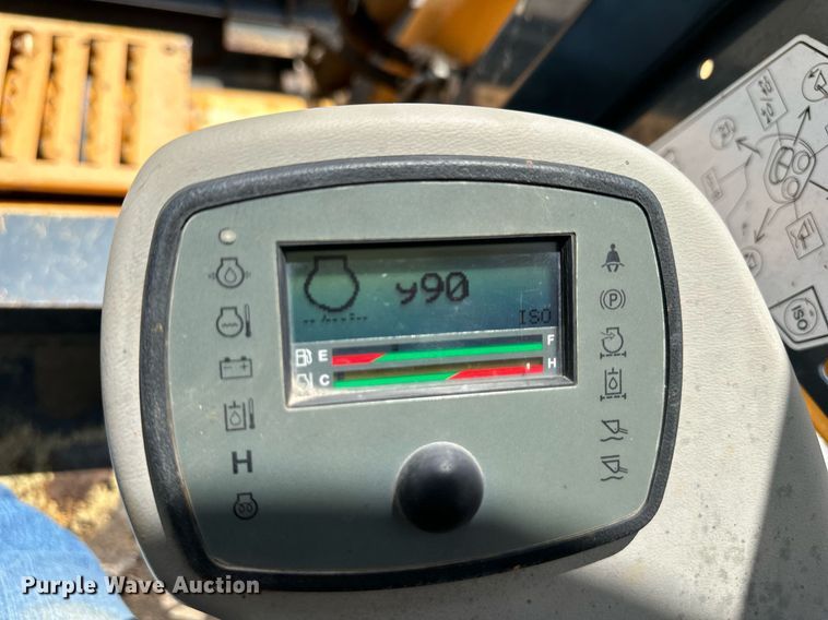 image for item DS2221 Mustang 2100RT  tracked skid steer loader