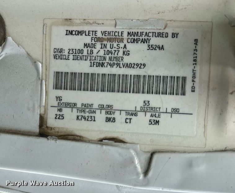 image for item DS2222 1990 Ford F700  dump truck