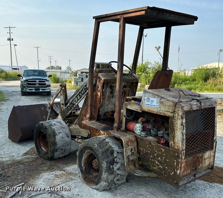 image for item DS2235 Dynamic Industries 200  wheel loader