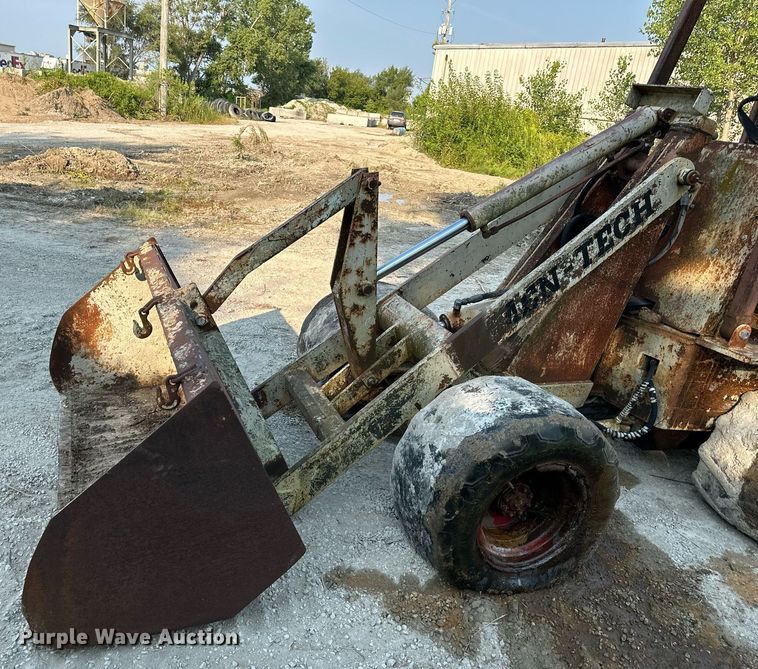 image for item DS2235 Dynamic Industries 200  wheel loader