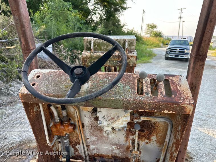 image for item DS2235 Dynamic Industries 200  wheel loader