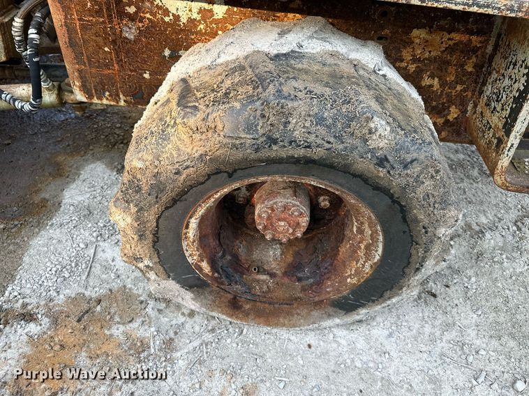 image for item DS2235 Dynamic Industries 200  wheel loader