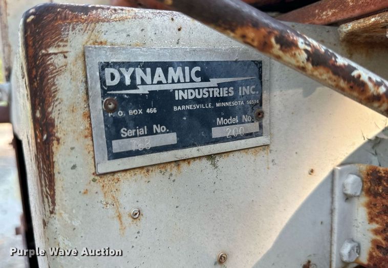 image for item DS2235 Dynamic Industries 200  wheel loader