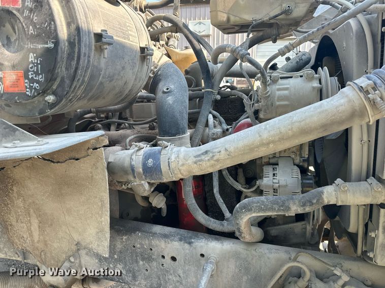 image for item DS2237 1997 Ford LT8000  volumetric ready mix truck