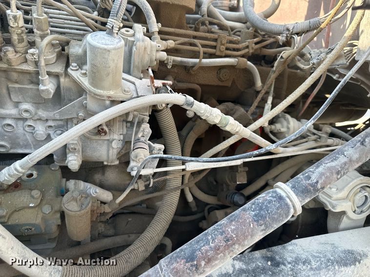 image for item DS2237 1997 Ford LT8000  volumetric ready mix truck