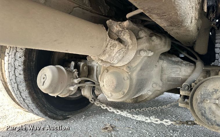 image for item DS2237 1997 Ford LT8000  volumetric ready mix truck