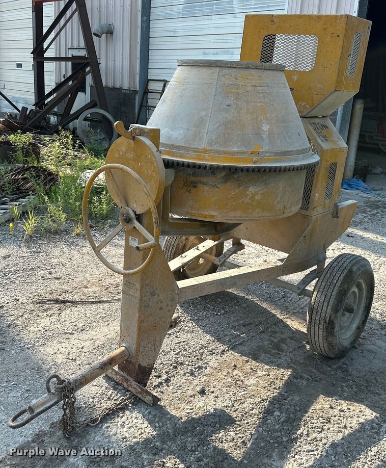 image for item DS2238 Stow CM9  concrete mixer