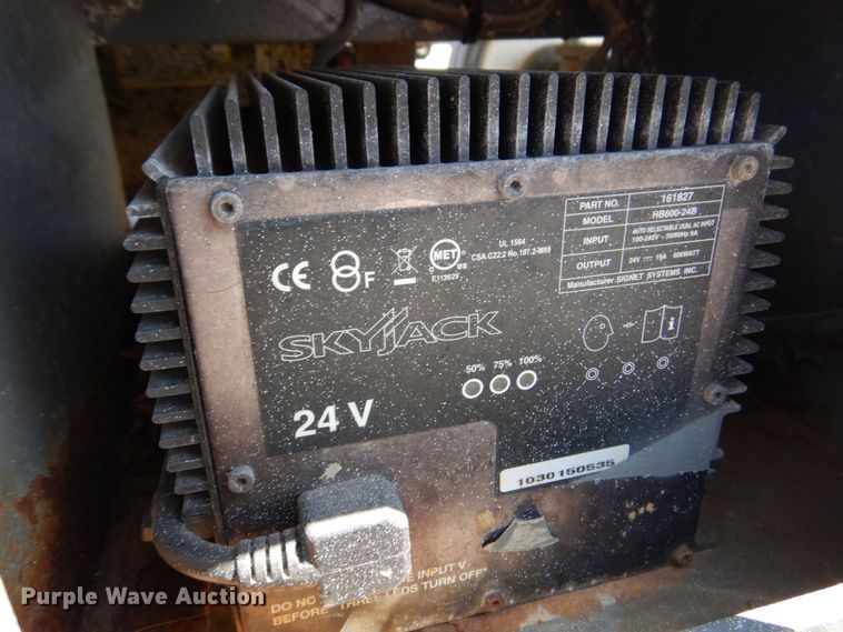 image for item DS5633 2006 Skyjack  SJIII 4632  scissor lift