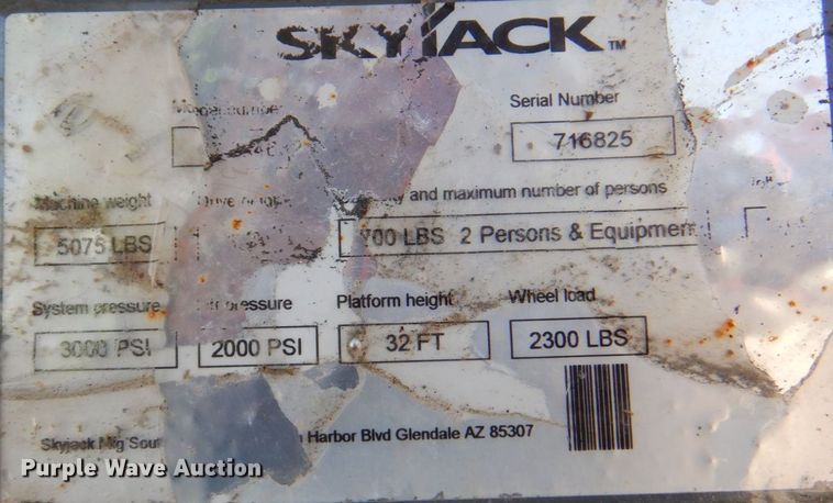 image for item DS5633 2006 Skyjack  SJIII 4632  scissor lift