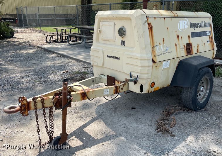 image for item HN9953 2003 Ingersoll Rand 185  air compressor