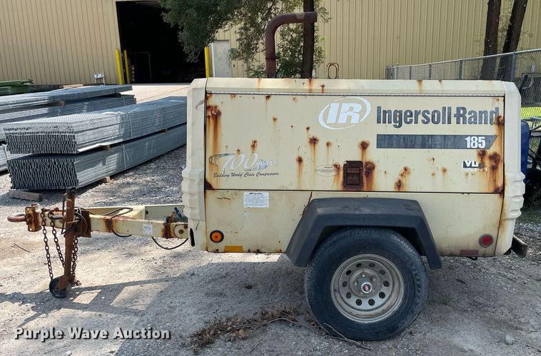 image for item HN9953 2003 Ingersoll Rand 185  air compressor