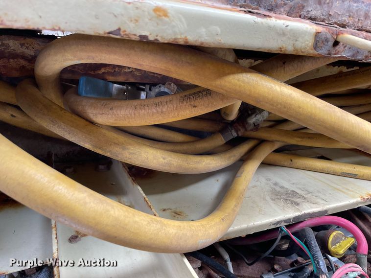 image for item HN9953 2003 Ingersoll Rand 185  air compressor