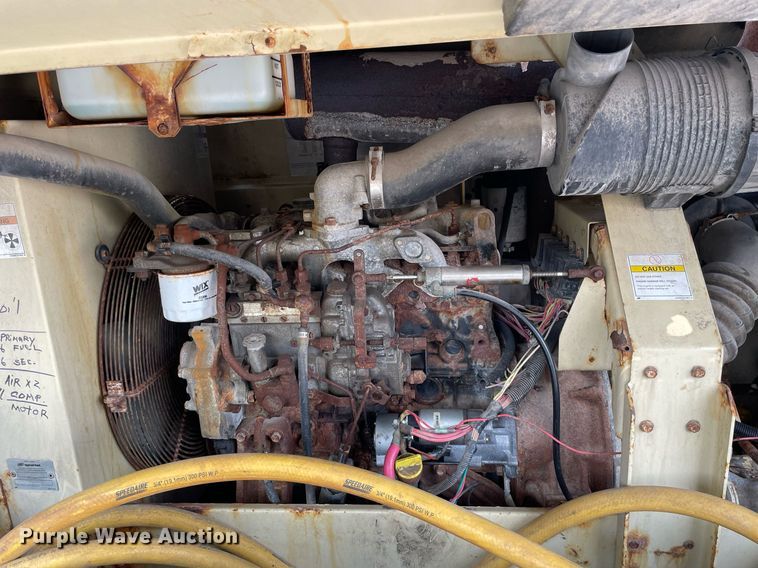 image for item HN9953 2003 Ingersoll Rand 185  air compressor