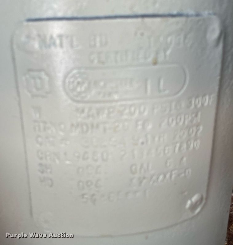 image for item HN9953 2003 Ingersoll Rand 185  air compressor